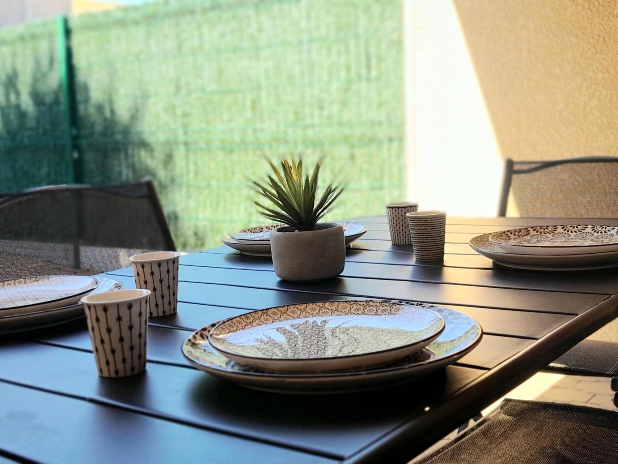 Charmante Villa Patio Avec Terrasse : Proche Plages Et Centre, Ideale Pour 4 Personnes - Fr-1-239-789 Capbreton Zewnętrze zdjęcie